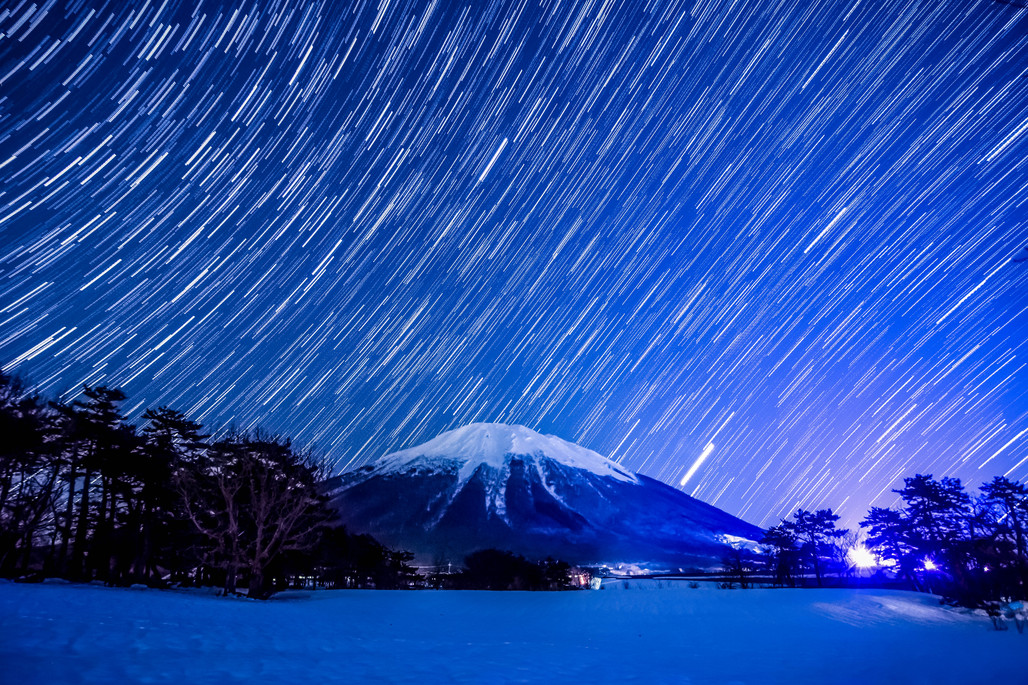 撮りたて！　星取県　伯耆富士の聖なる夜