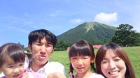 大山と家族写真