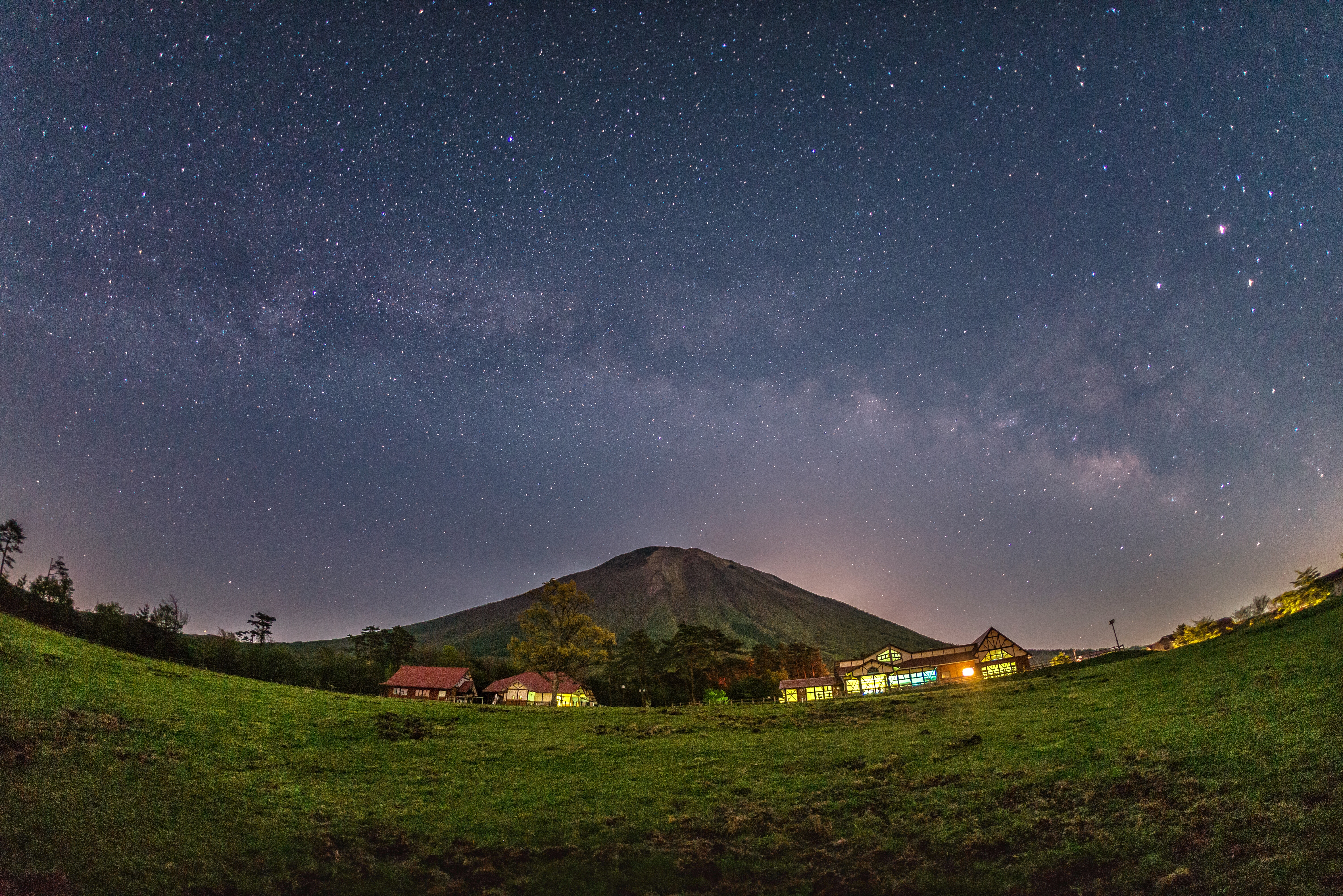 4 大山（大山まきばみるくの里）.JPG