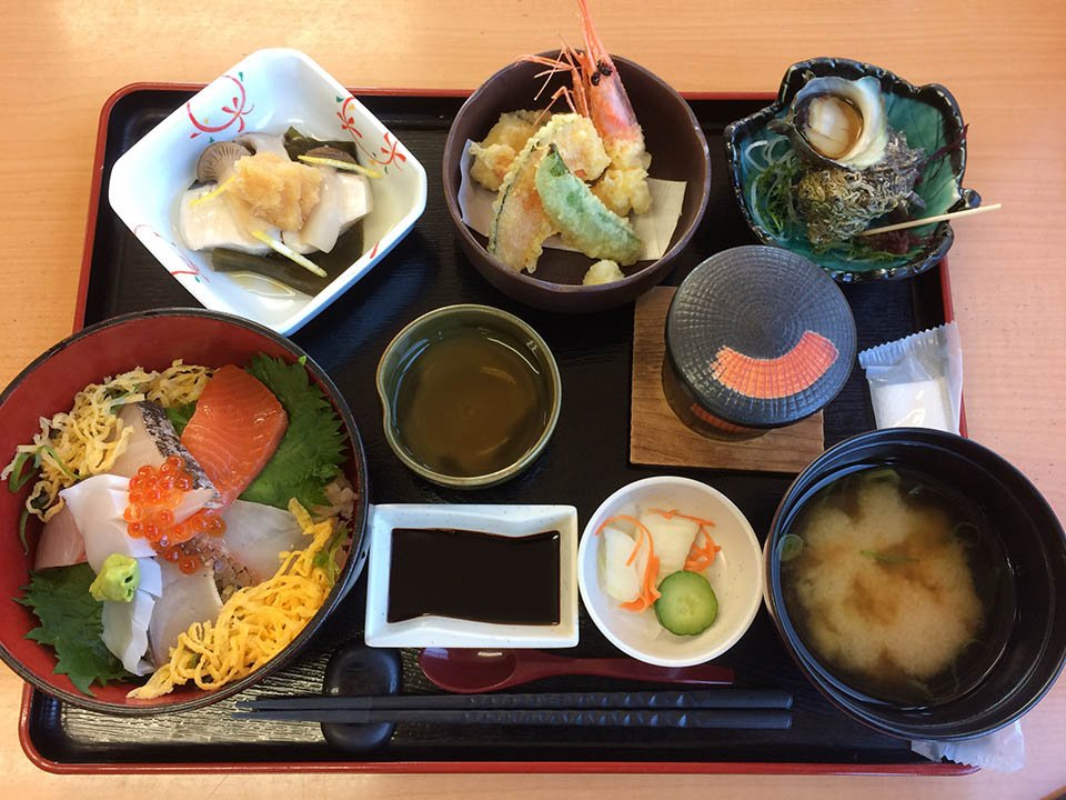 日本海の恵みたっぷりみやび定食